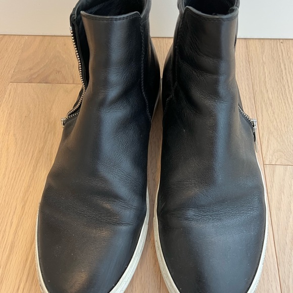 Roberto Cavalli Mens Shoes - Picture 2 of 11